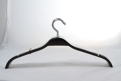 Black color HDF wood shirt hangers laminated for women dress, glossy white or black, space saving, light easily taking, notched design for women's skirt or dress, smooth surface,with anti rust hook.