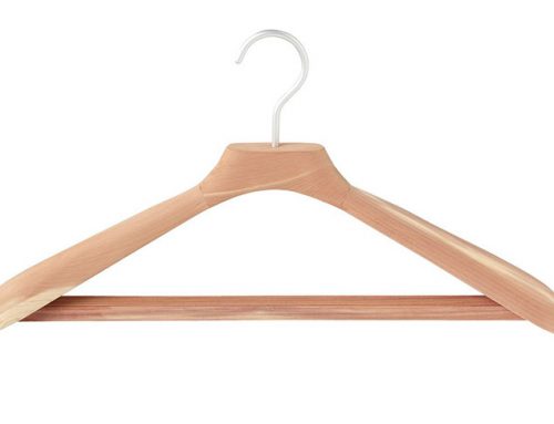 Waarom zou u cederhouten hangers kopen?