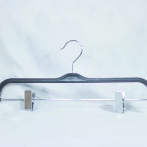 the surface of a plastic bottom hanger made of abs for garment store looks very smooth, many fast fashion brand prefer to use this plastic hanger as economic