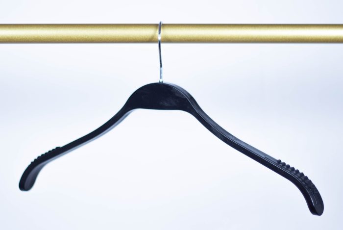 affordable black plastic coat hangers wholesale made in china hanger manufacturer,sustainable recycling material.enviromental for reuse, design garment warbrobe